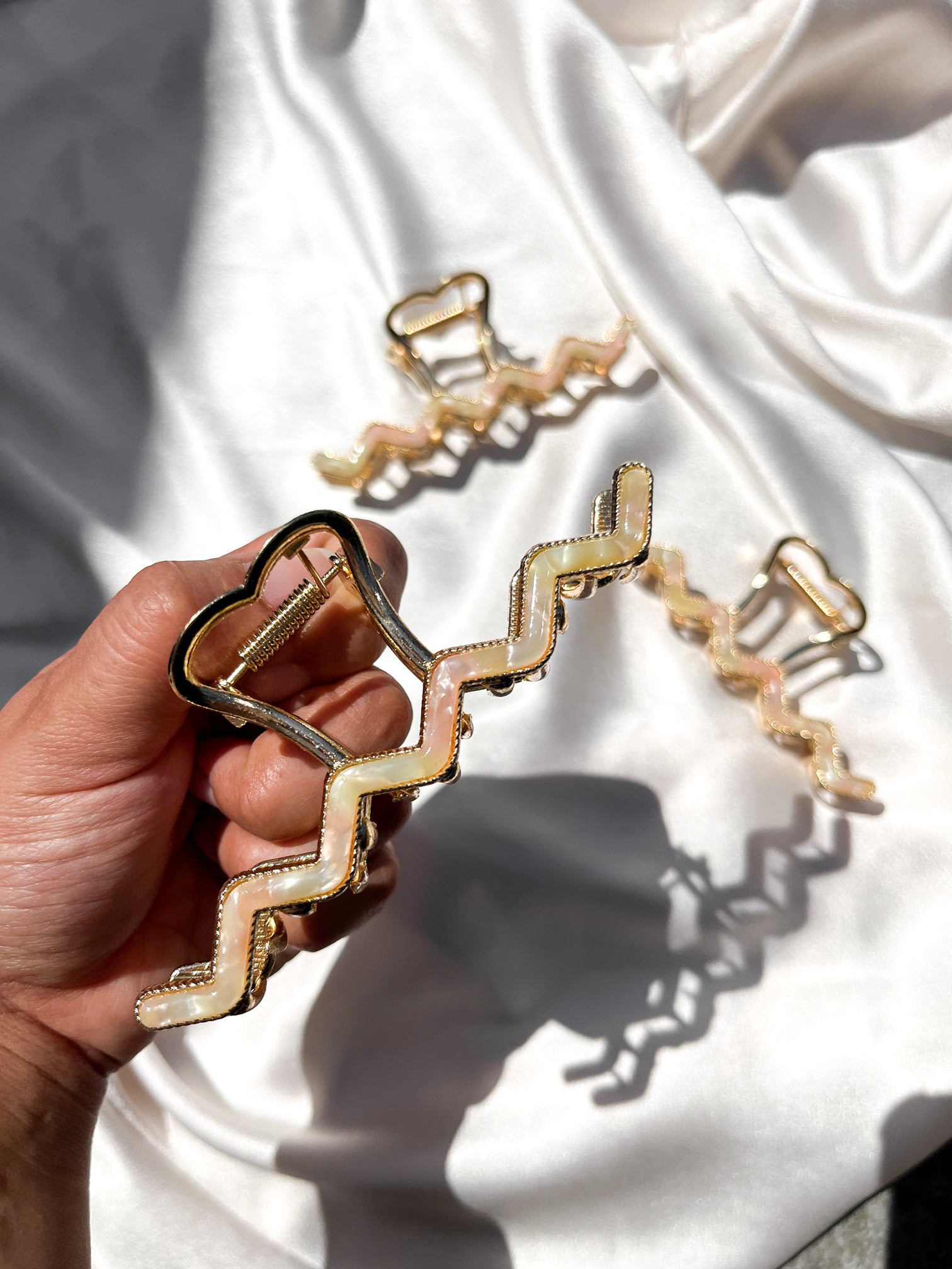 SPRING FEVER METAL CLIP